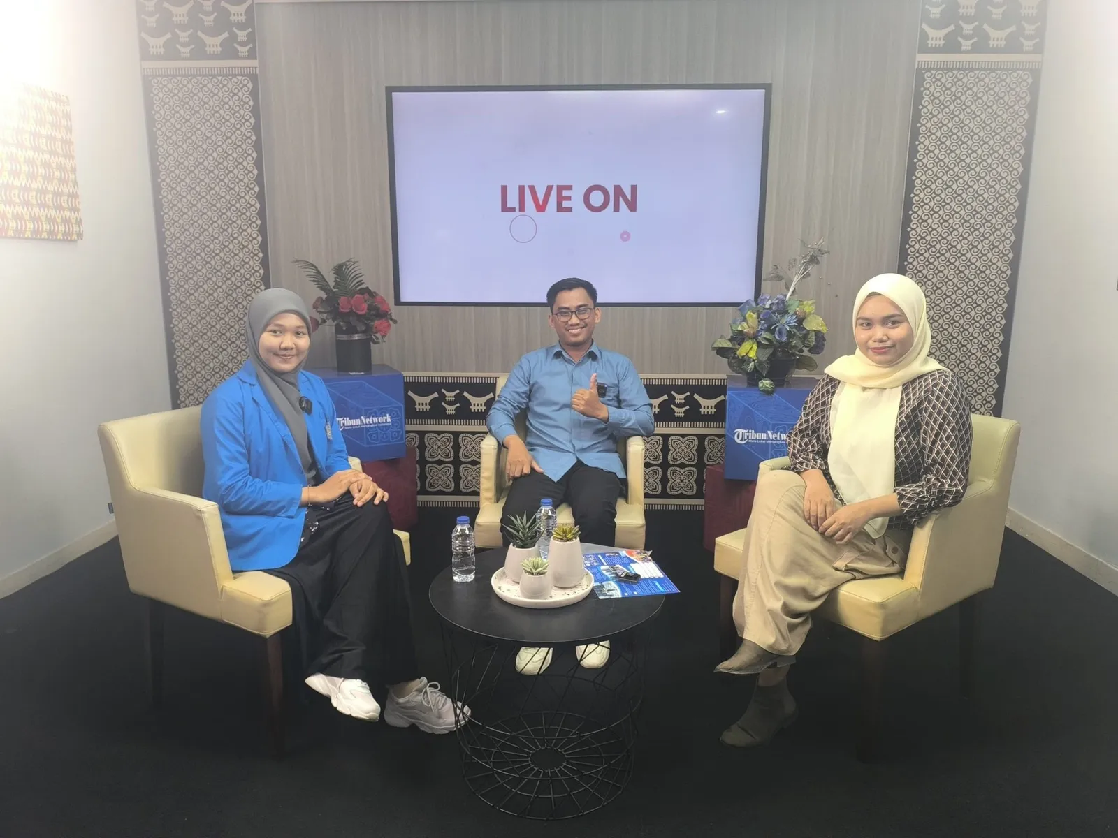 Mahasiswa dan Dosen Prodi Ekonomi Islam Unismuh Makassar Tampil di Podcast Tribun Timur